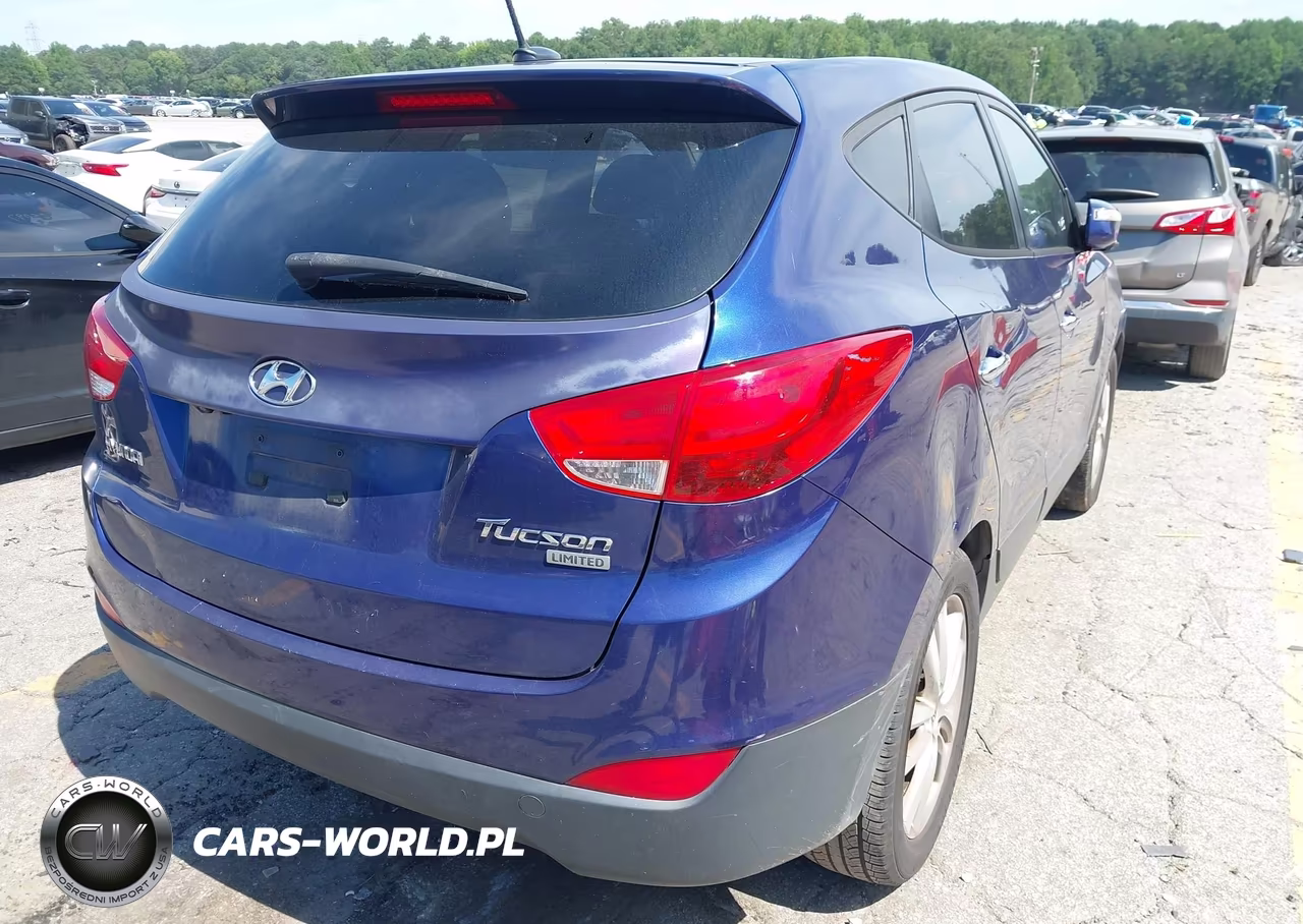2010 Hyundai Tucson Limited VIN:KM8JU3AC1AU036417 - 4