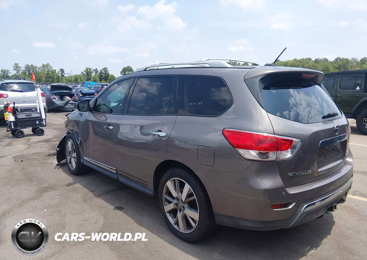 2014 Nissan Pathfinder Platinum VIN:5N1AR2MM3EC633046 - 3
