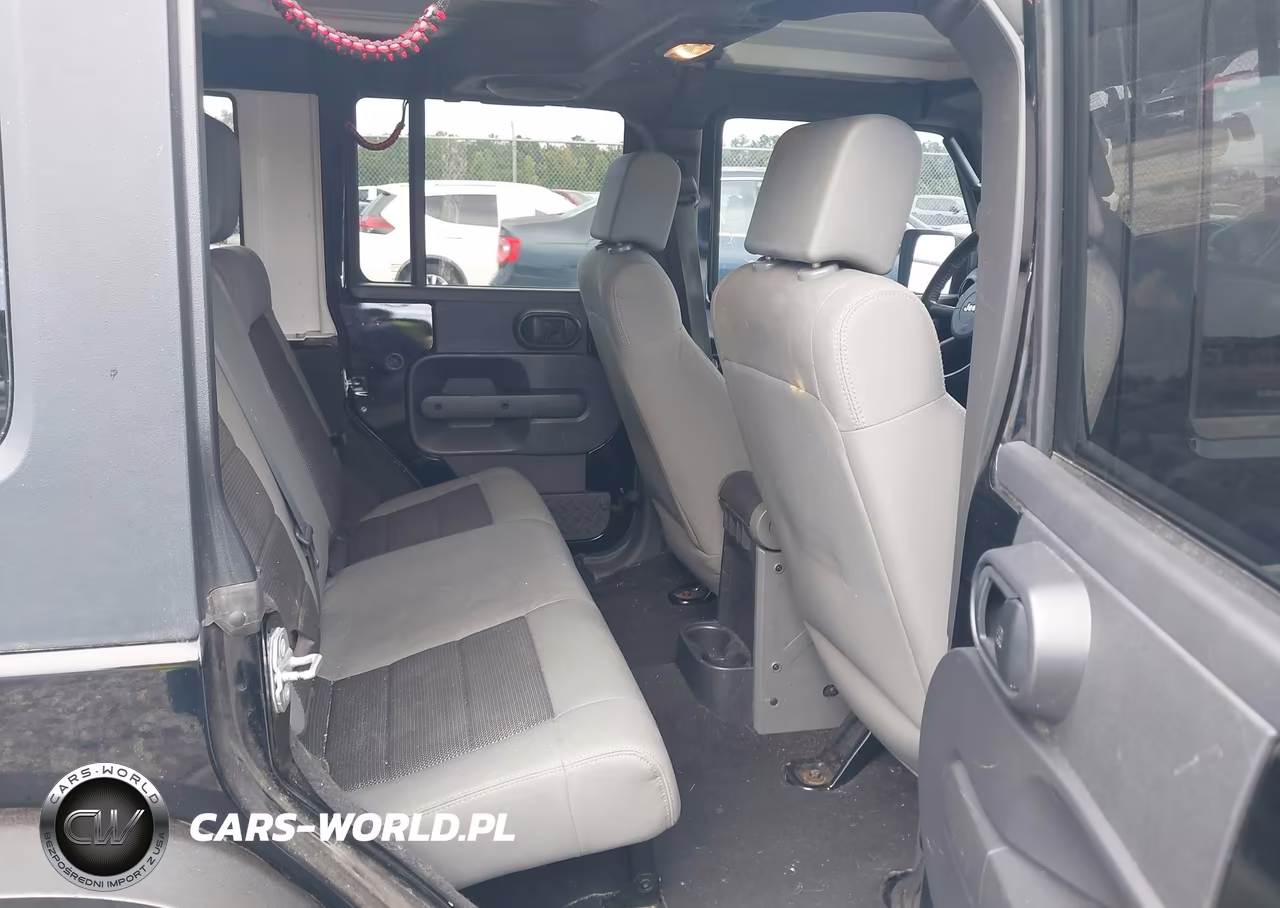 2009 Jeep Wrangler Unlimited X VIN:1J4GA39139L772166 - 8