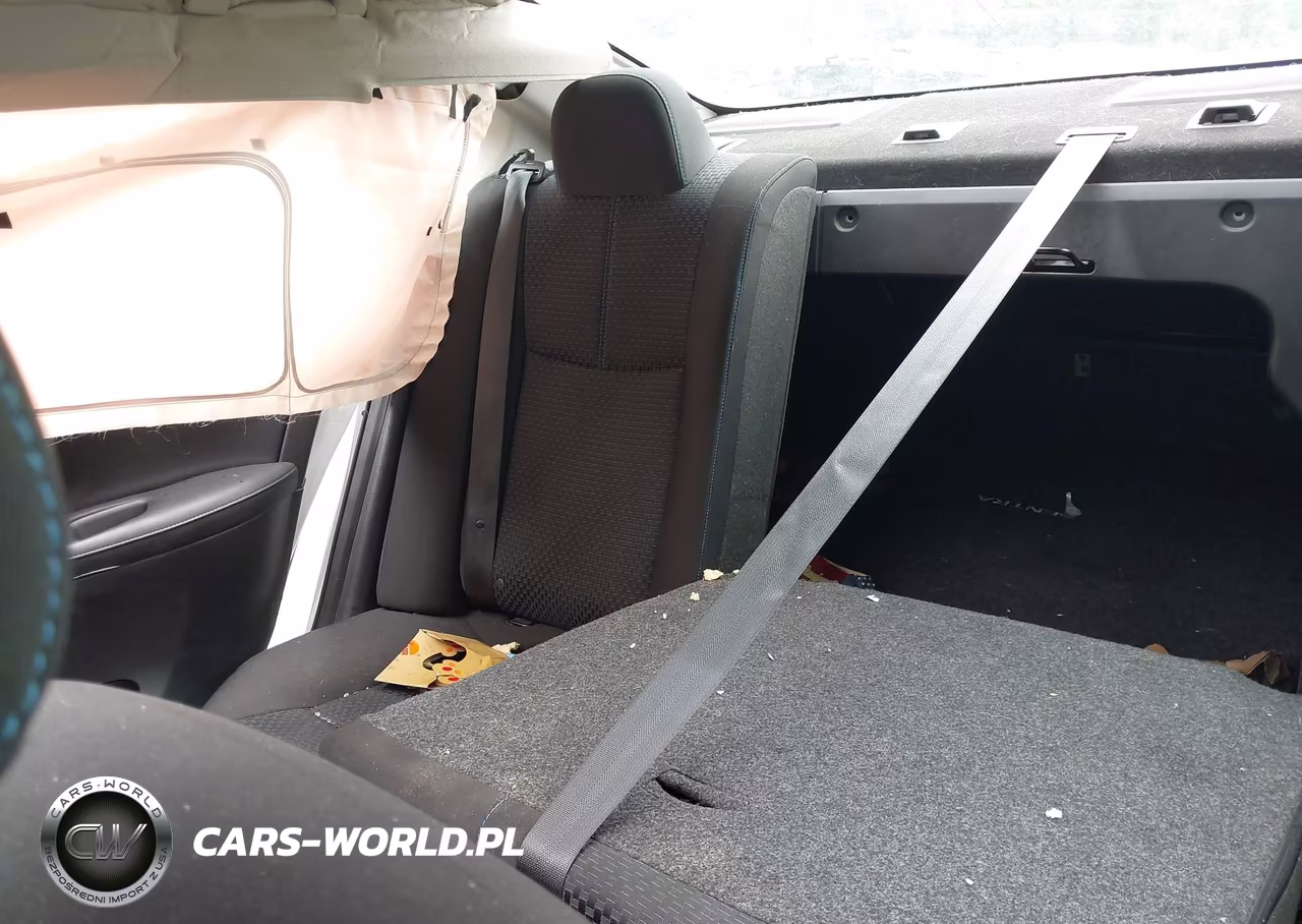 2018 Nissan Sentra Sr Turbo VIN:3N1CB7AP6JY233273 - 8