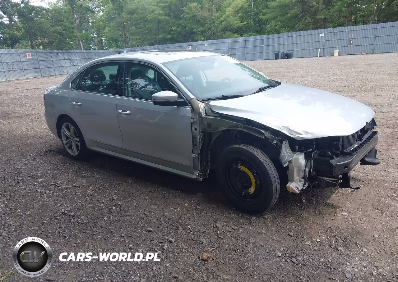 2015 Volkswagen Passat 1.8T Se – zdjęcie 1 z 11