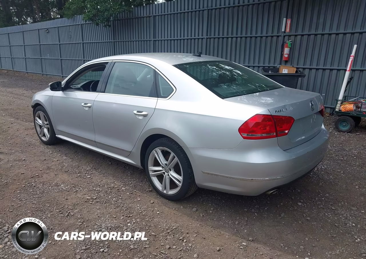 2015 Volkswagen Passat 1.8T Se VIN:1VWBT7A39FC017577 - 3