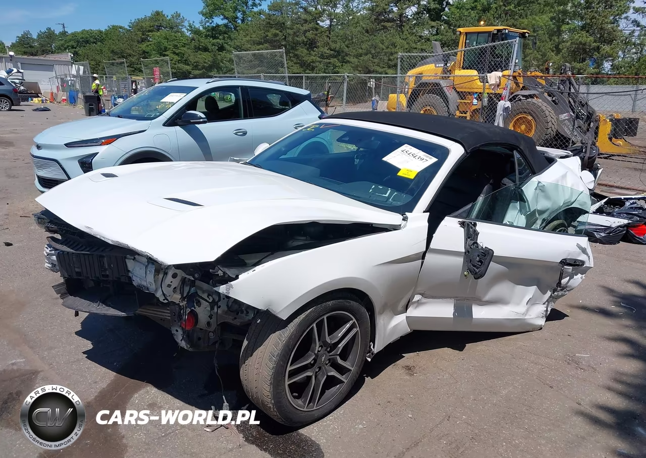 FORD MUSTANG VIN:1FATP8UH8M5122384 - 2