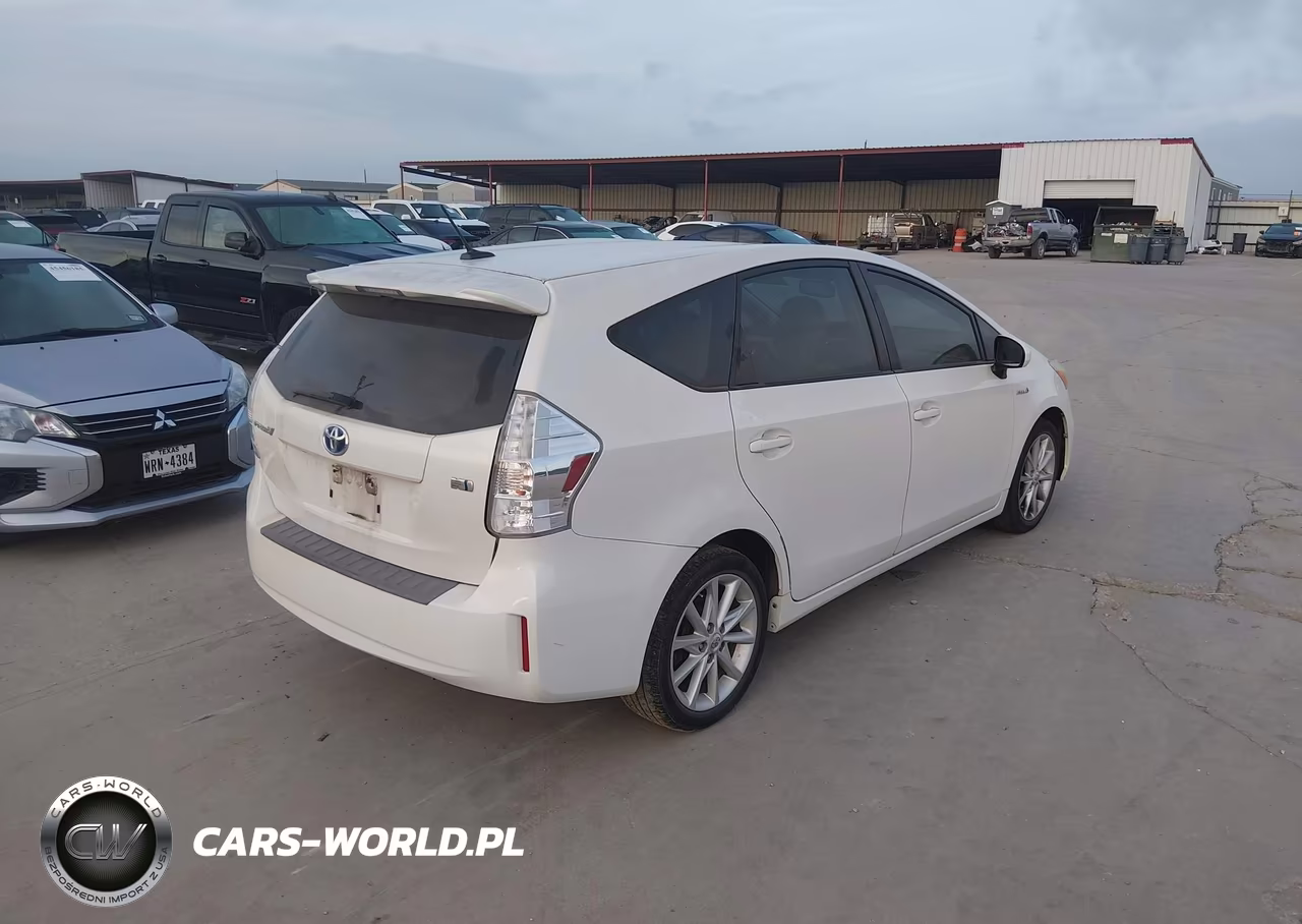 2012 Toyota Prius V Five VIN:JTDZN3EU8C3139446 - 4