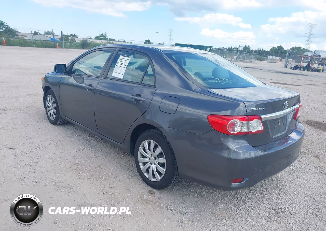 2012 Toyota Corolla Le VIN:5YFBU4EE8CP011704 - 3