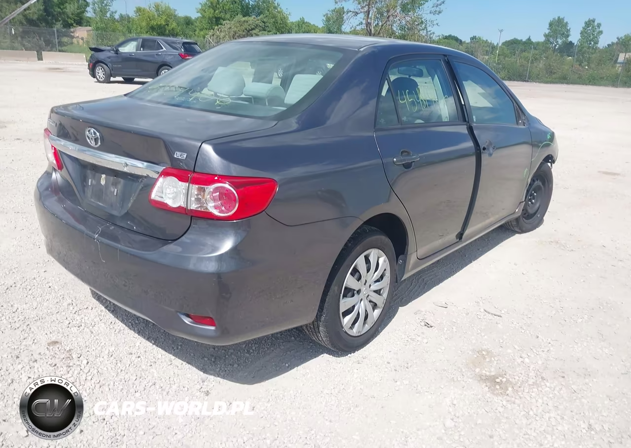 2012 Toyota Corolla Le VIN:5YFBU4EE8CP011704 - 4
