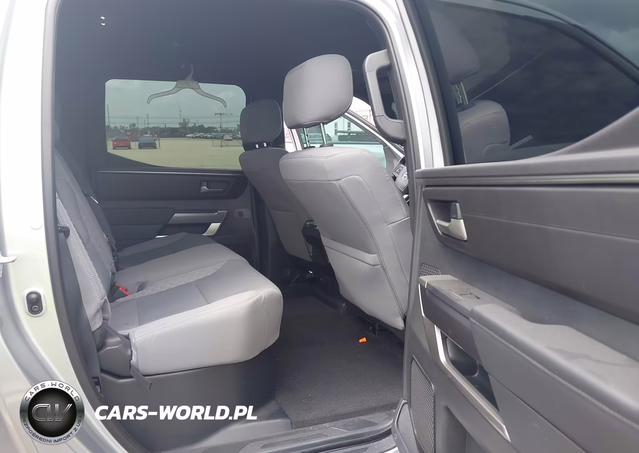 2025 Toyota Tundra Sr5 VIN:5TFLA5DB7SX279380 - 8
