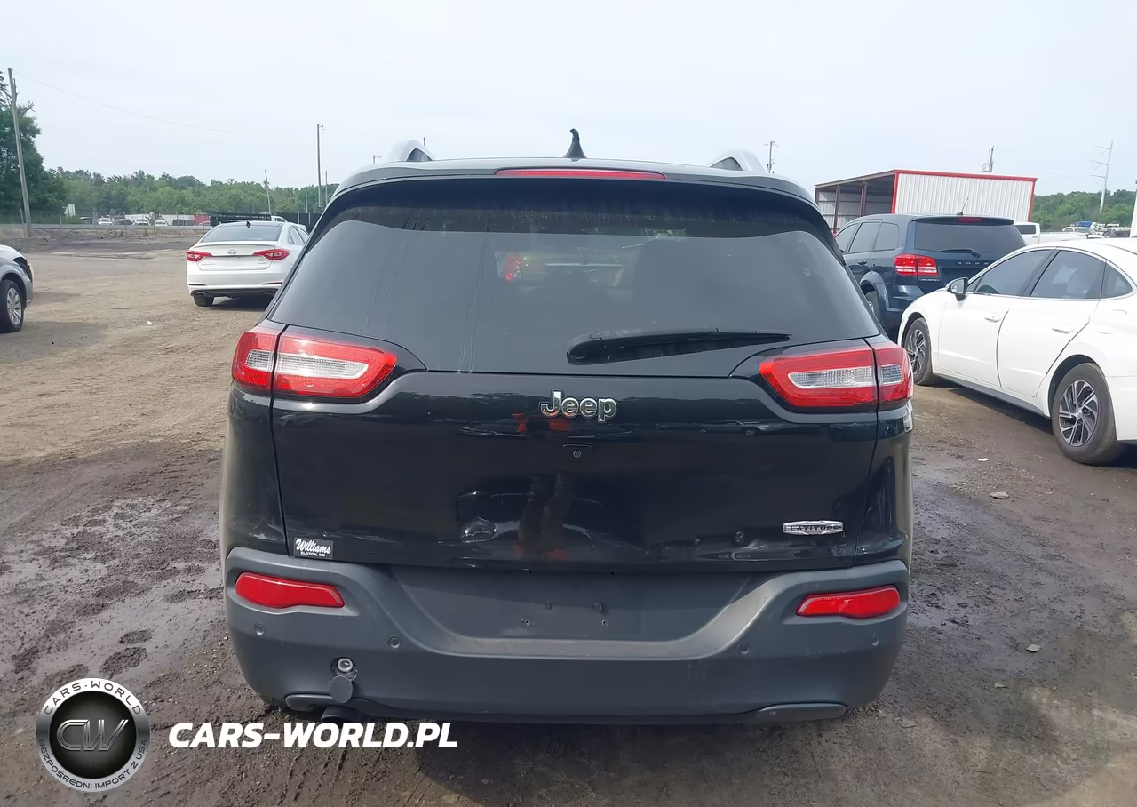2017 Jeep Cherokee Latitude VIN:1C4PJLCB6HW540830 - 16