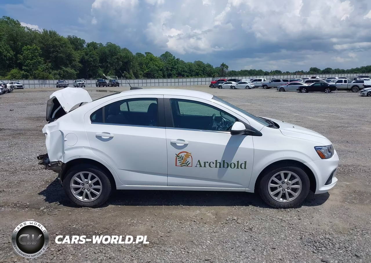 2020 Chevrolet Sonic Fwd Lt VIN:1G1JD5SB8L4115181 - 14