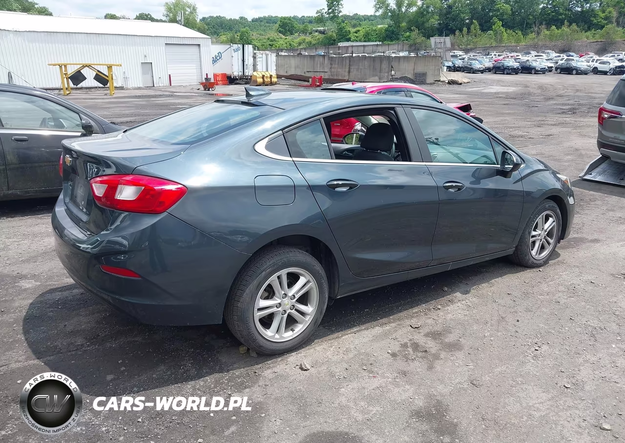 2017 Chevrolet Cruze Lt Auto VIN:3G1BE5SM3HS559675 - 4