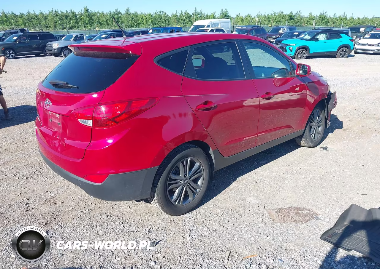 2015 Hyundai Tucson Gls VIN:KM8JT3AF4FU100602 - 4