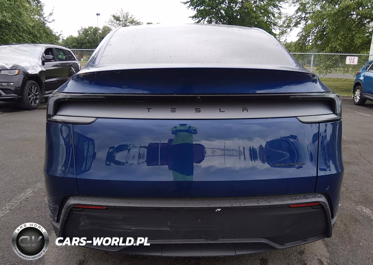 2026 Tesla Model Y All-Wheel Drive-Long Range Launch Series-Premium All-Wheel Drive VIN:7SAYGDEE6TA633974 - 14