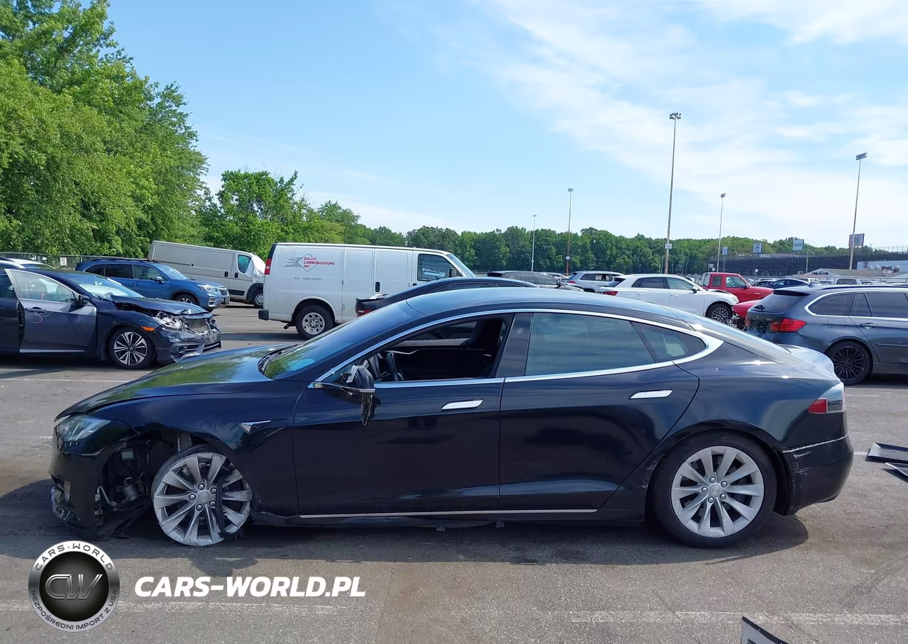 2018 Tesla Model S 100D-75D-P100D VIN:5YJSA1E26JF253364 - 14