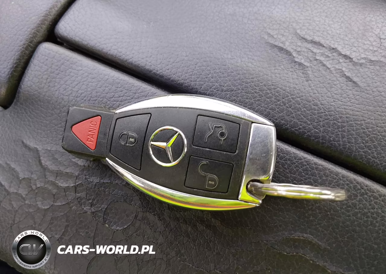 2016 Mercedes-Benz E 350 4Matic VIN:WDDHF8JBXGB192628 - 11