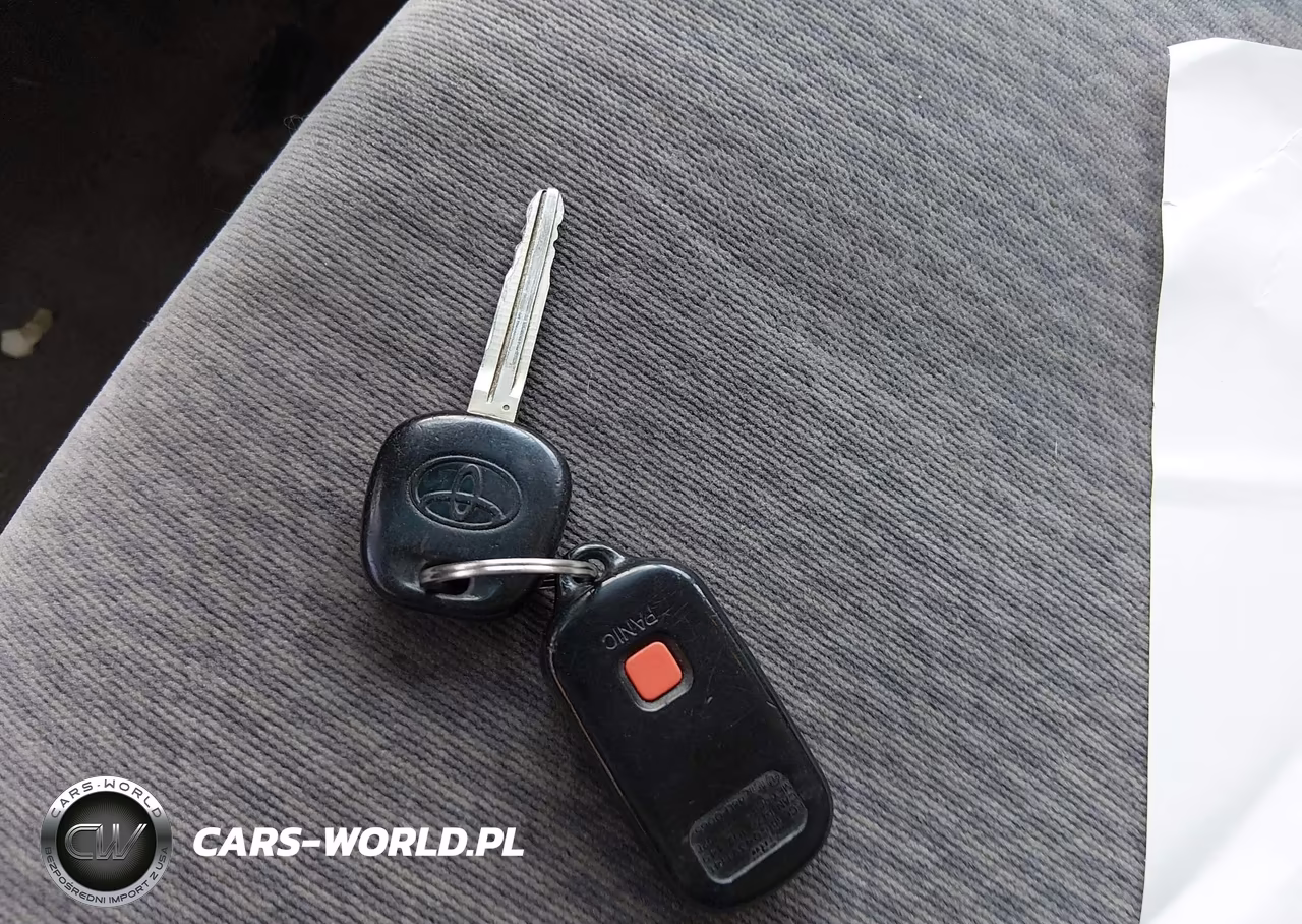 2005 Toyota Corolla Le VIN:1NXBR32EX5Z345833 - 11