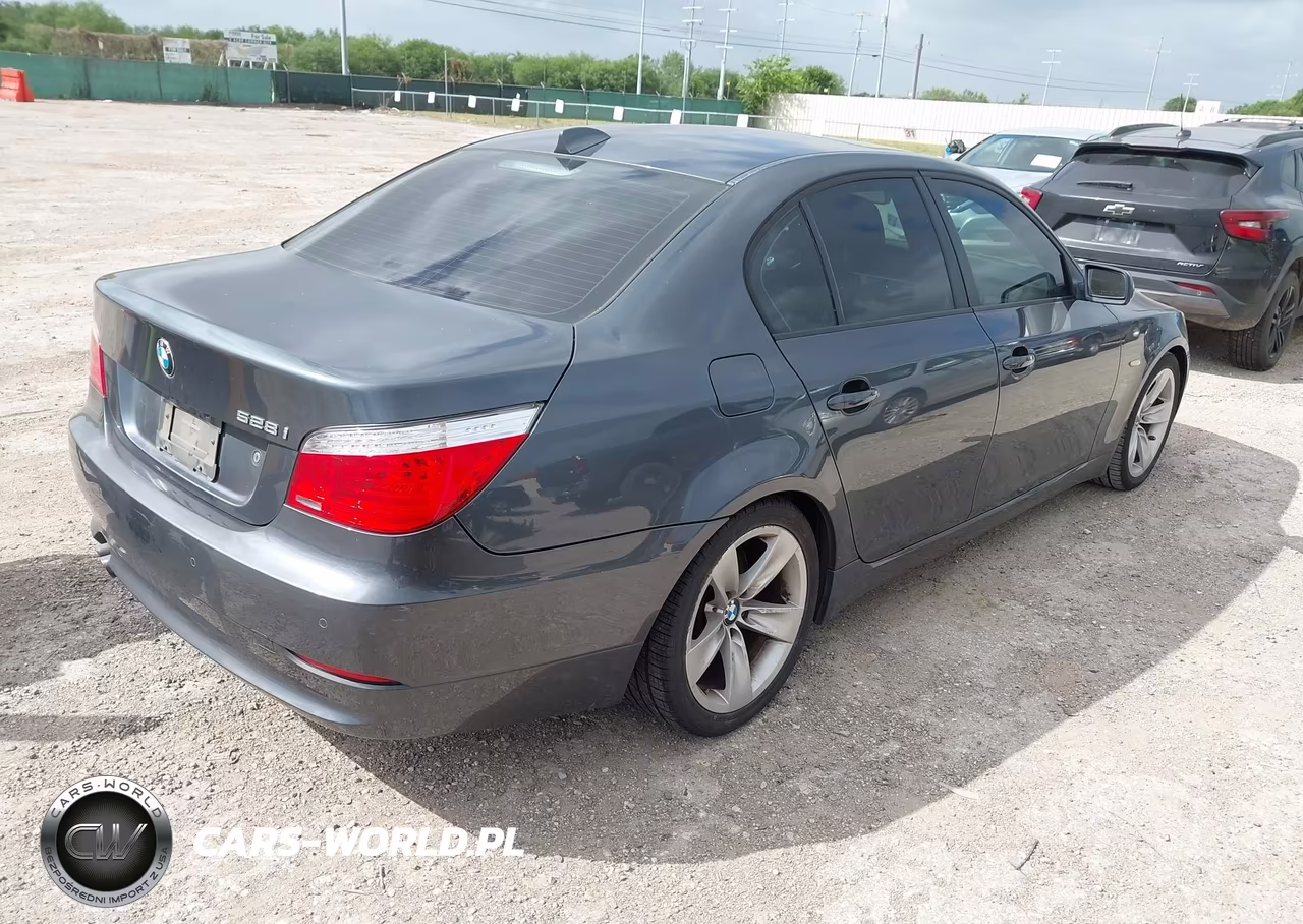 2009 BMW 528I VIN:WBANU53549C122903 - 4