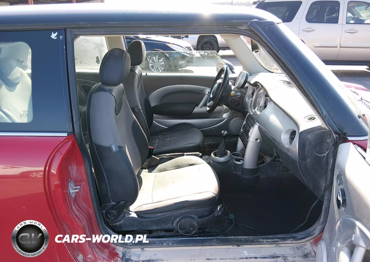 2005 Mini Cooper VIN:WMWRC33525TK60118 - 5
