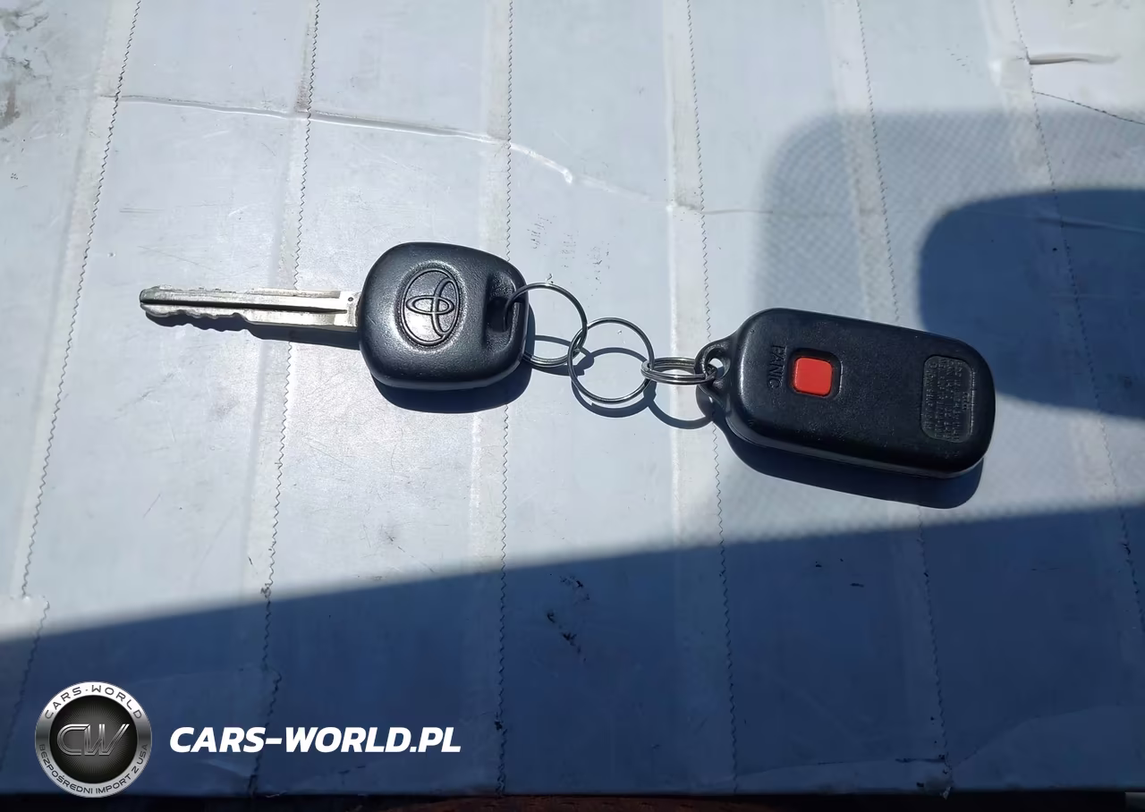 2007 Toyota Corolla Le VIN:1NXBR32E07Z885548 - 11