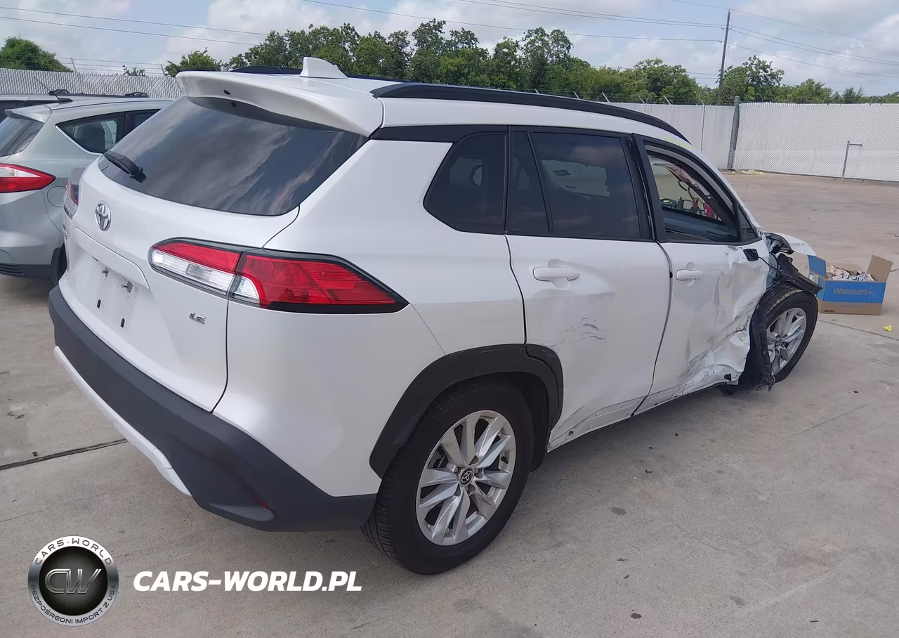 2023 Toyota Corolla Cross Le VIN:7MUCAAAG7PV059927 - 4