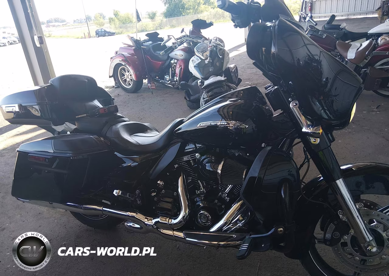 2016 Harley-Davidson Flhxse Cvo Street Glide VIN:1HD1PXN14GB950546 - 11