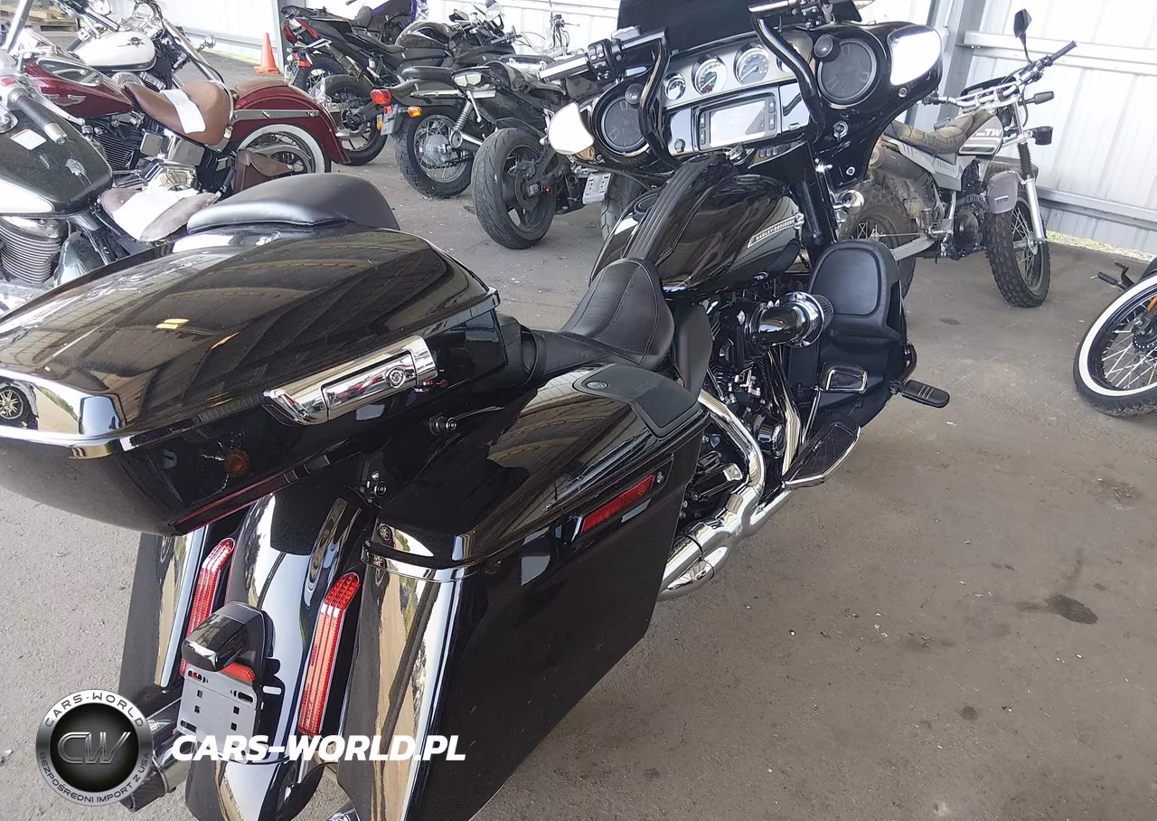 2016 Harley-Davidson Flhxse Cvo Street Glide VIN:1HD1PXN14GB950546 - 4