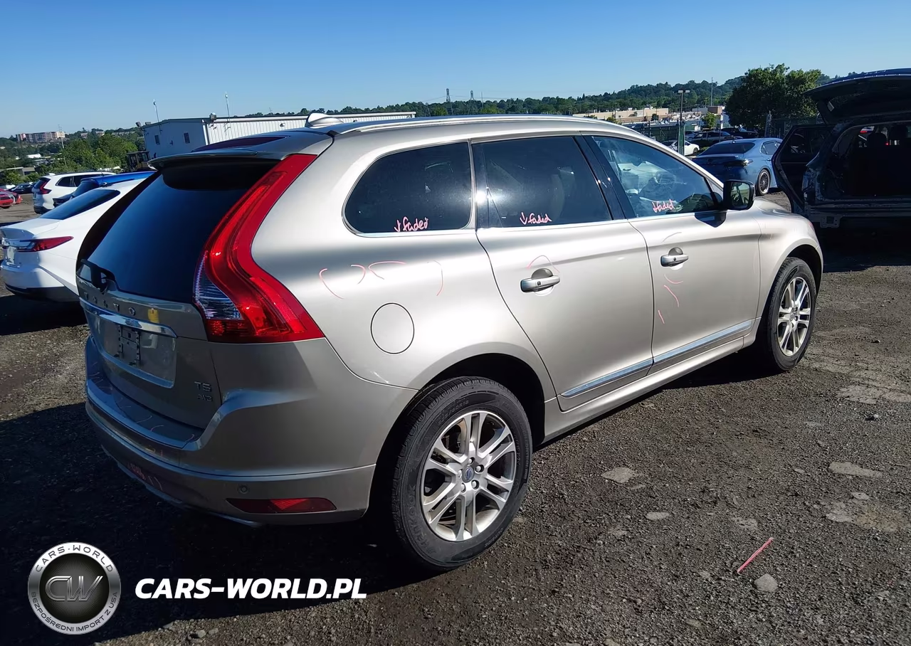 2016 Volvo Xc60 T5 Premier VIN:YV4612RK2G2805498 - 4