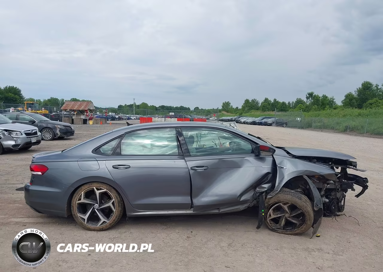2020 Volkswagen Passat 2.0T R-Line VIN:1VWMA7A37LC012694 - 13