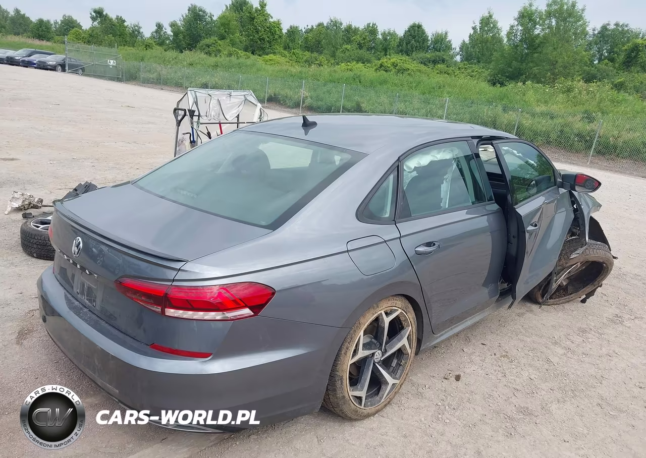 2020 Volkswagen Passat 2.0T R-Line VIN:1VWMA7A37LC012694 - 4