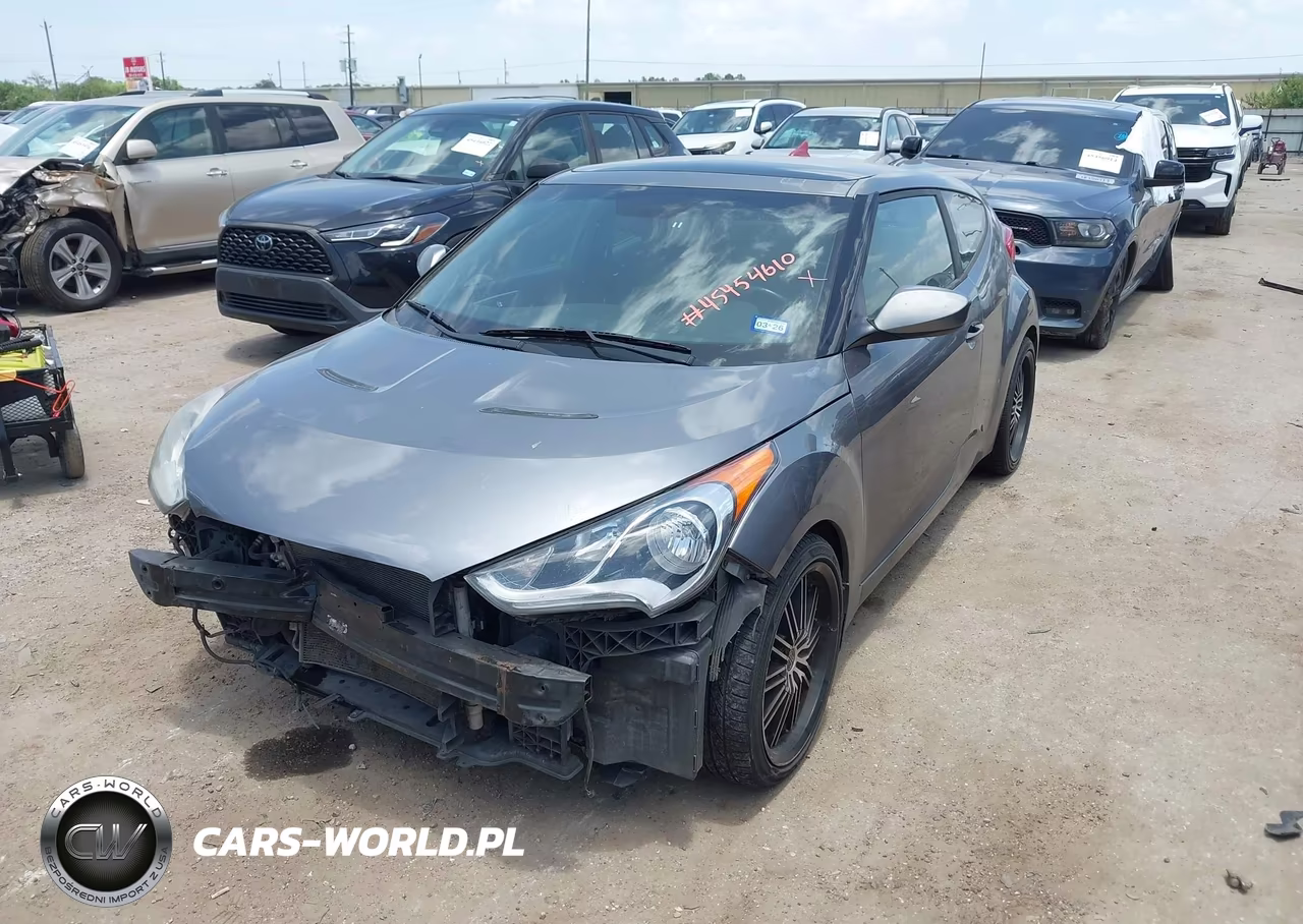 2013 Hyundai Veloster Base W-Black VIN:KMHTC6AD3DU146699 - 6