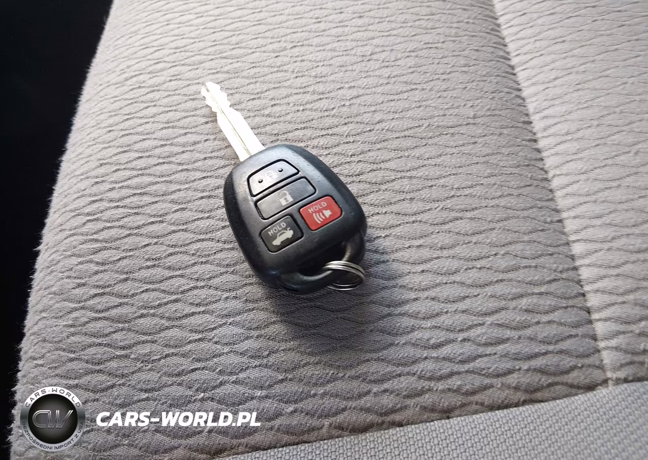 2014 Toyota Corolla Le VIN:2T1BURHEXEC192056 - 11