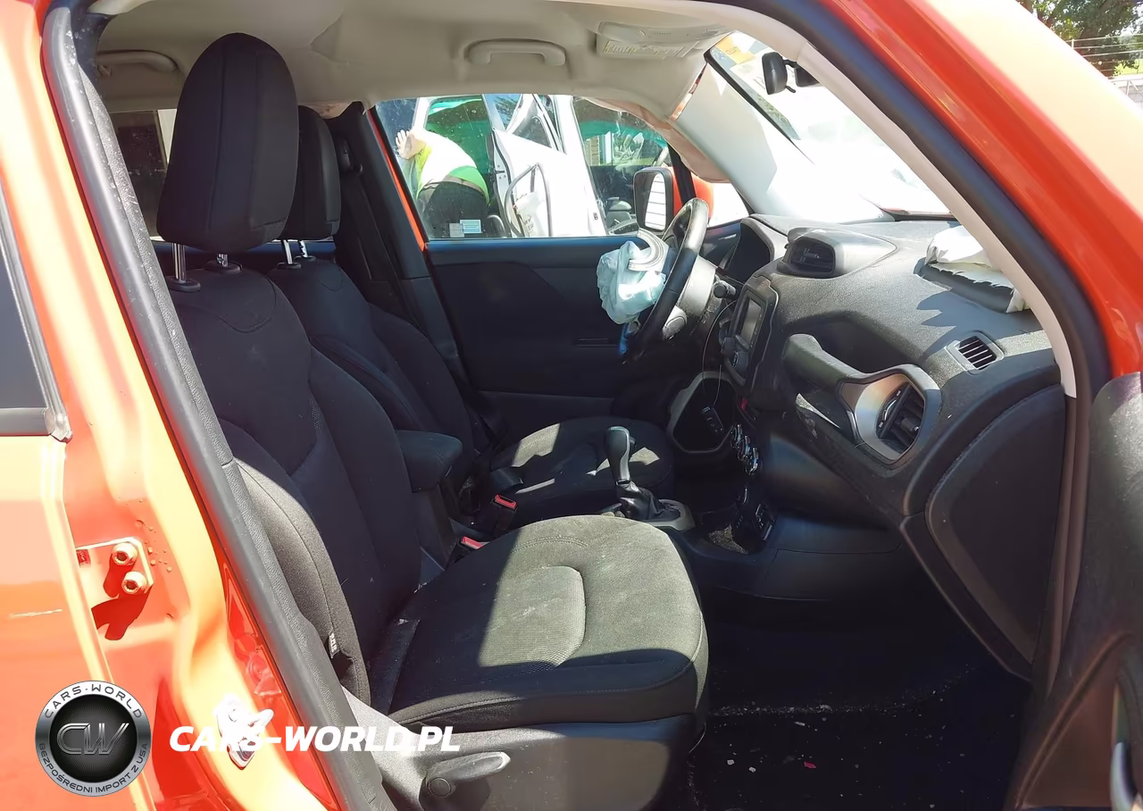 2017 Jeep Renegade Latitude VIN:ZACCJBBB2HPF47636 - 5