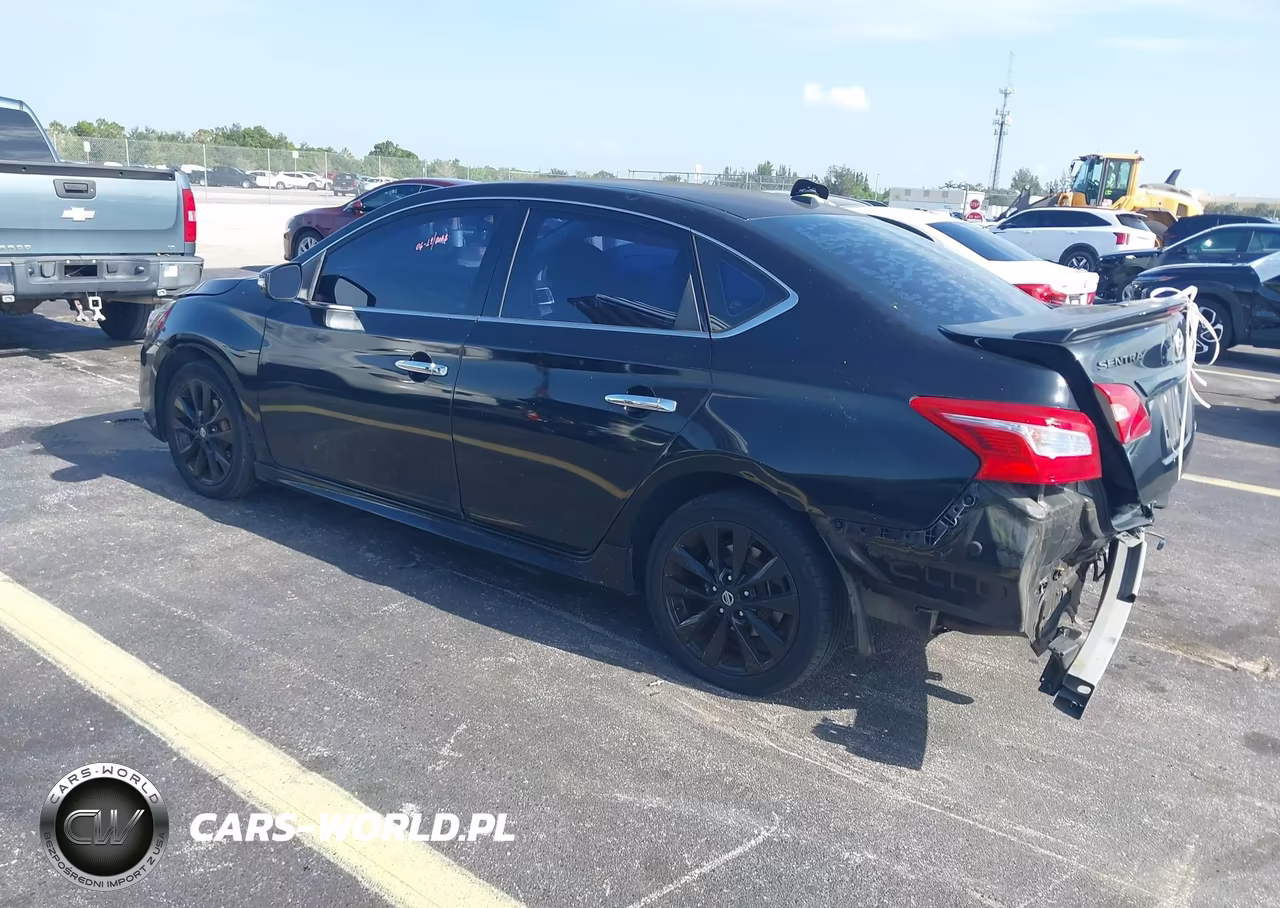 2018 Nissan Sentra Sr VIN:3N1AB7AP0JY252957 - 3