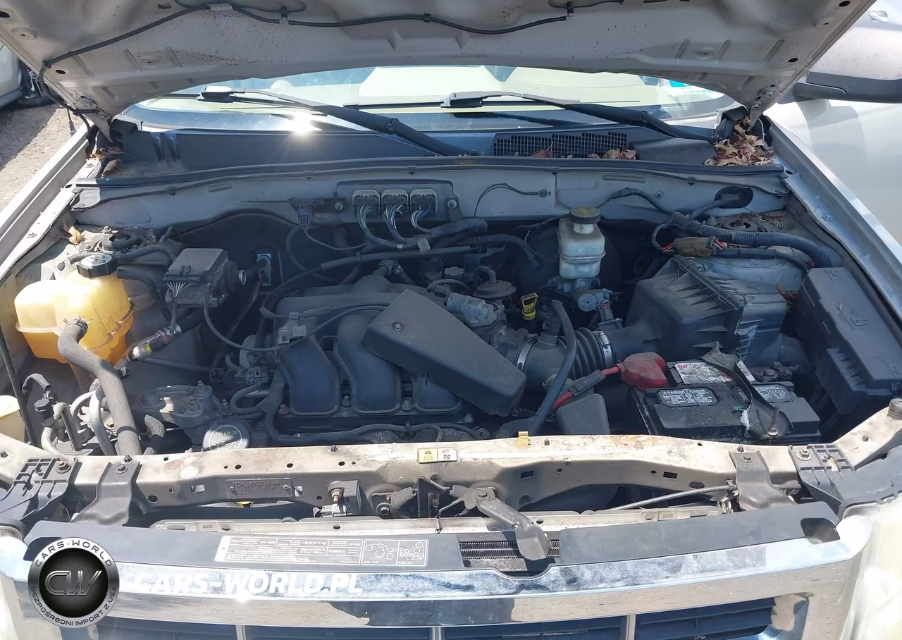 2008 Ford Escape Xlt VIN:1FMCU93178KC69781 - 10