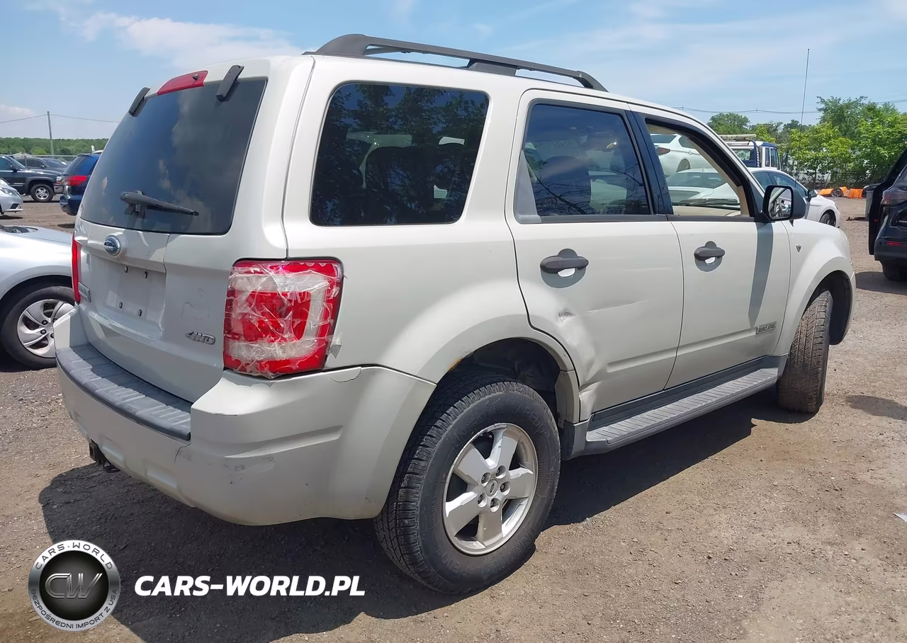 2008 Ford Escape Xlt VIN:1FMCU93178KC69781 - 4