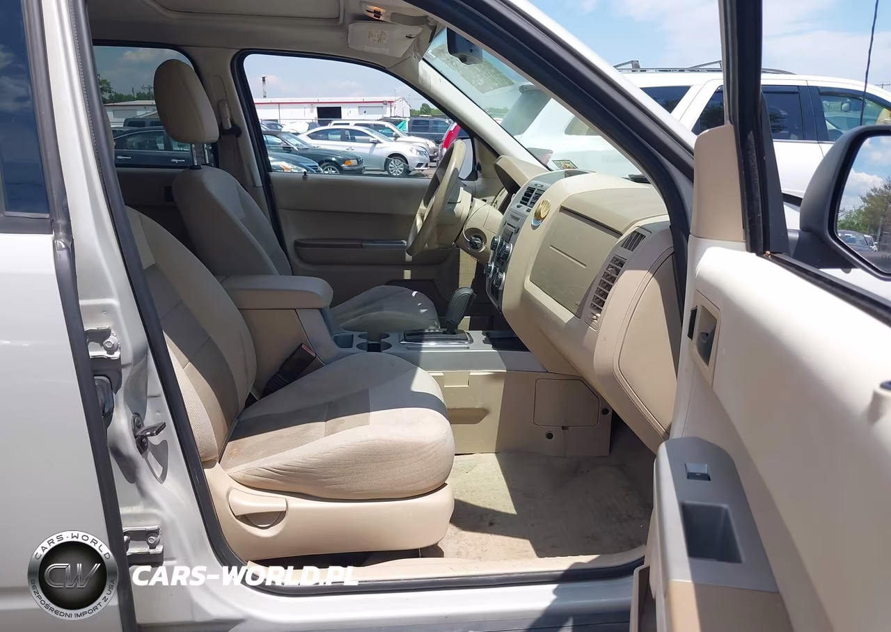 2008 Ford Escape Xlt VIN:1FMCU93178KC69781 - 5
