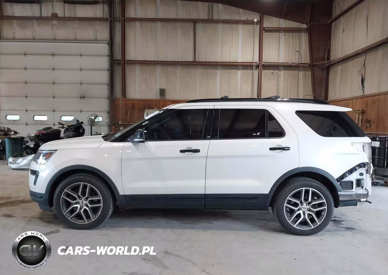 2018 Ford Explorer Sport VIN:1FM5K8GT0JGC46193 - 15