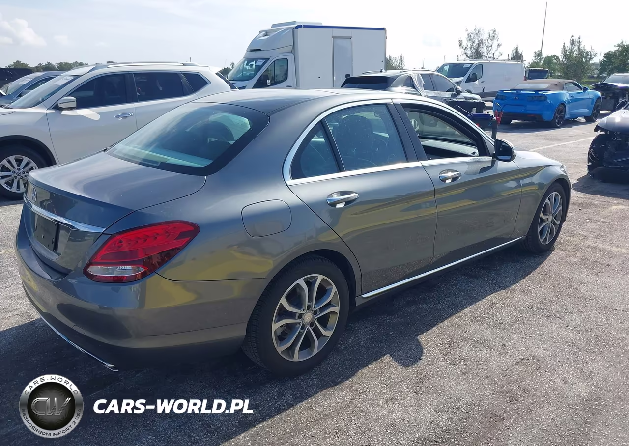 2017 Mercedes-Benz C 300 VIN:WDDWF4JB0HR253106 - 4