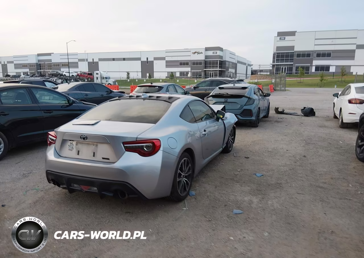 2020 Toyota 86 VIN:JF1ZNAA15L8751693 - 4