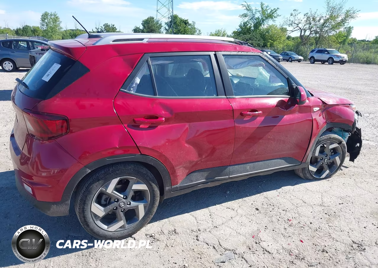 2023 Hyundai Venue Limited VIN:KMHRC8A34PU230810 - 4