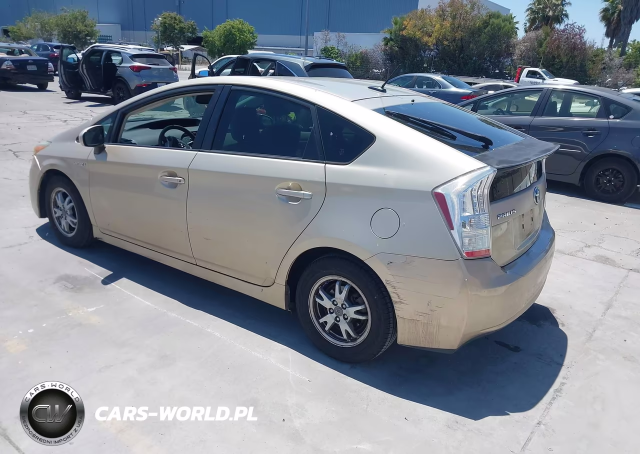 2010 Toyota Prius Iv VIN:JTDKN3DU9A1006979 - 3