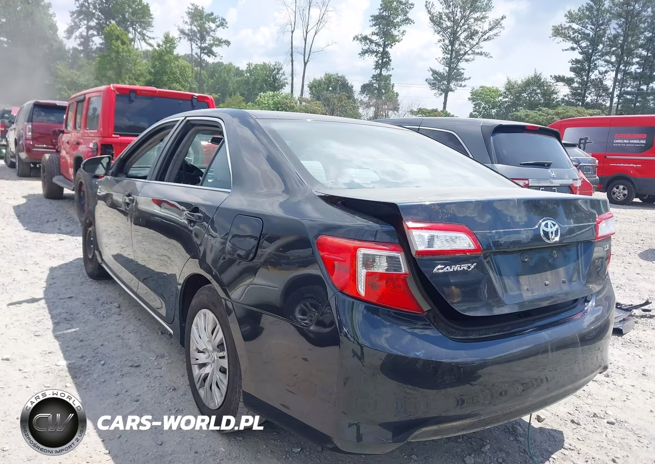2013 Toyota Camry Le VIN:4T1BF1FK3DU228820 - 3