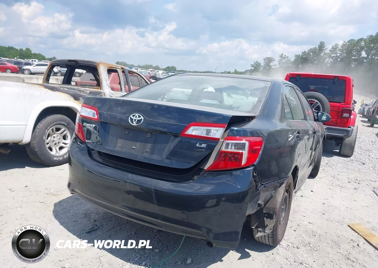 2013 Toyota Camry Le VIN:4T1BF1FK3DU228820 - 4