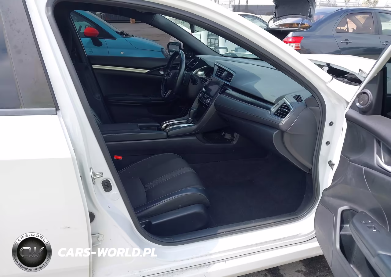 2019 Honda Civic Sport VIN:19XFC2F83KE203615 - 5