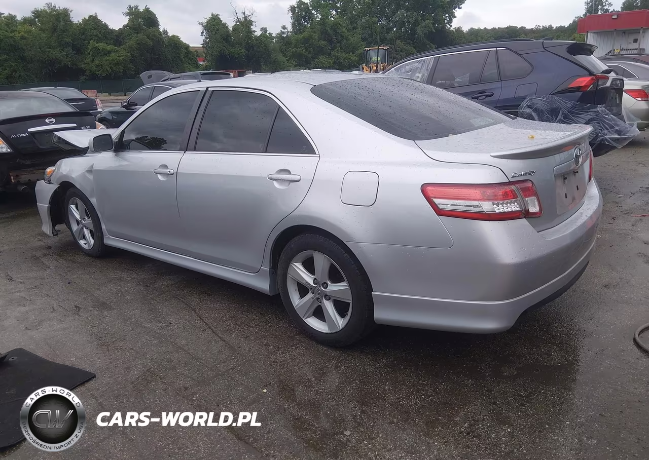 2010 Toyota Camry Se VIN:4T1BF3EK1AU015308 - 3