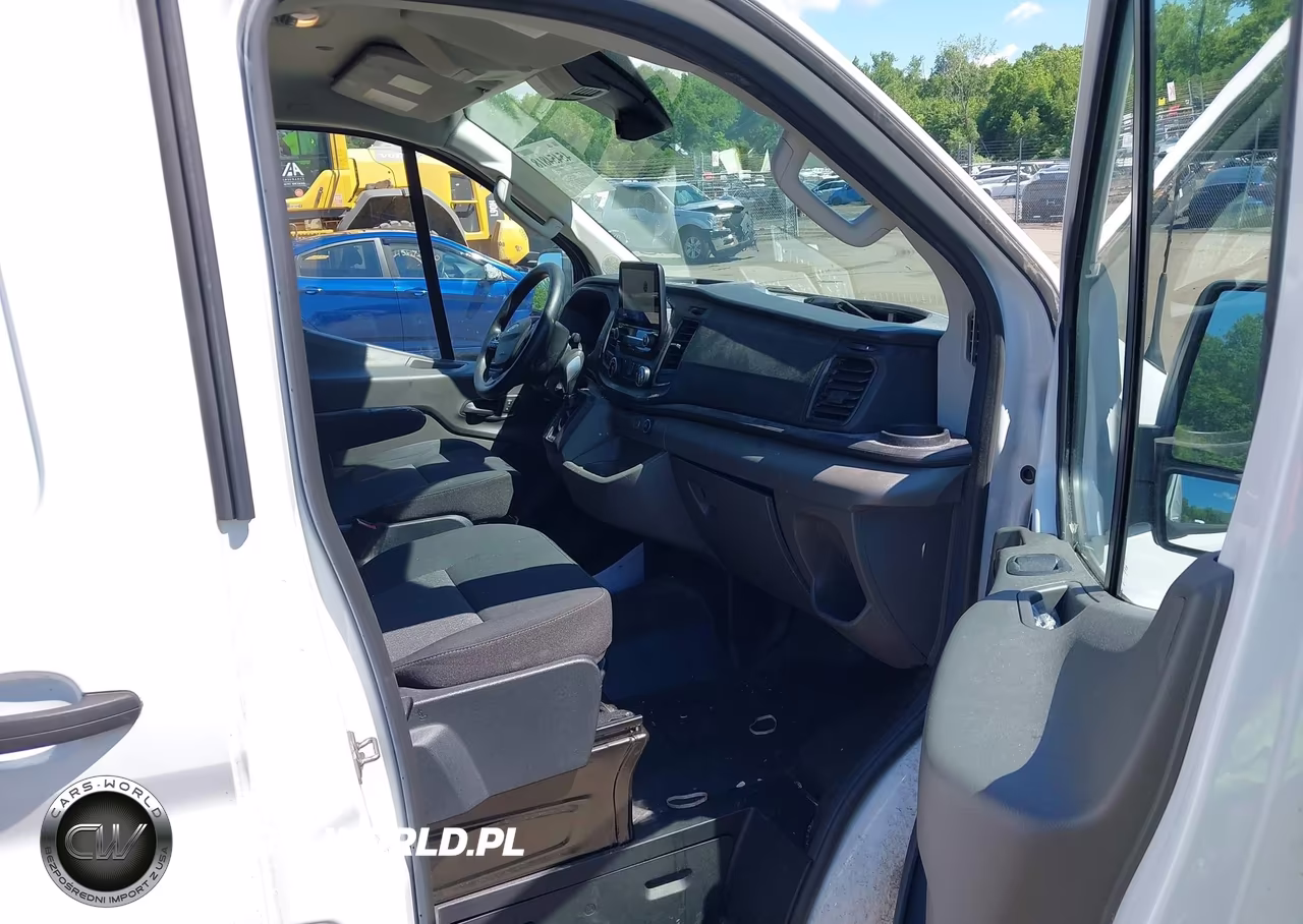 2020 Ford Transit-150 VIN:1FTYE1Y82LKB07158 - 5