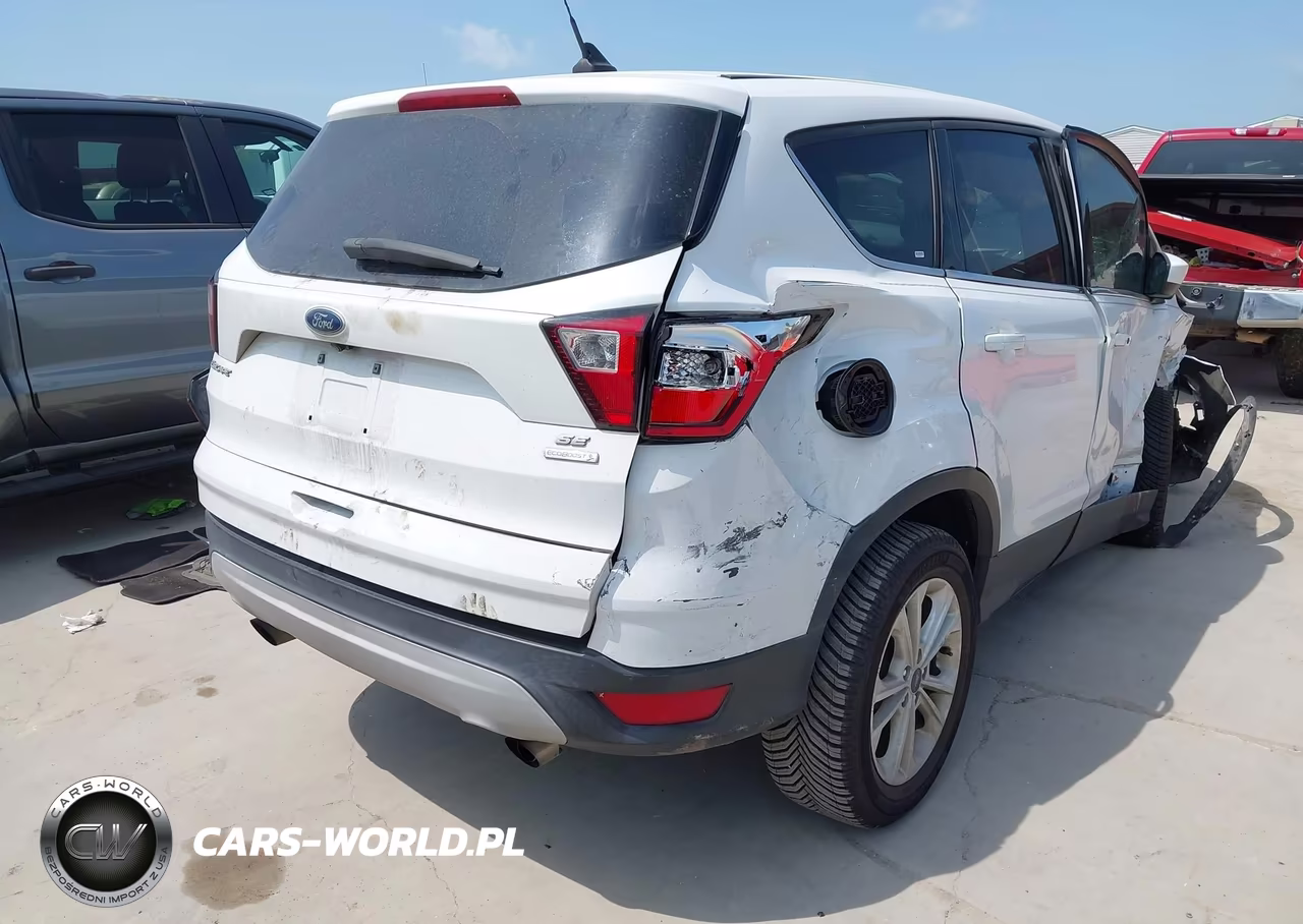 2019 Ford Escape Se VIN:1FMCU0GD5KUC27850 - 4