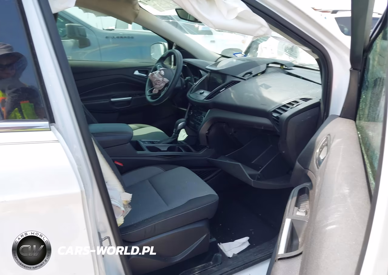 2019 Ford Escape Se VIN:1FMCU0GD5KUC27850 - 5