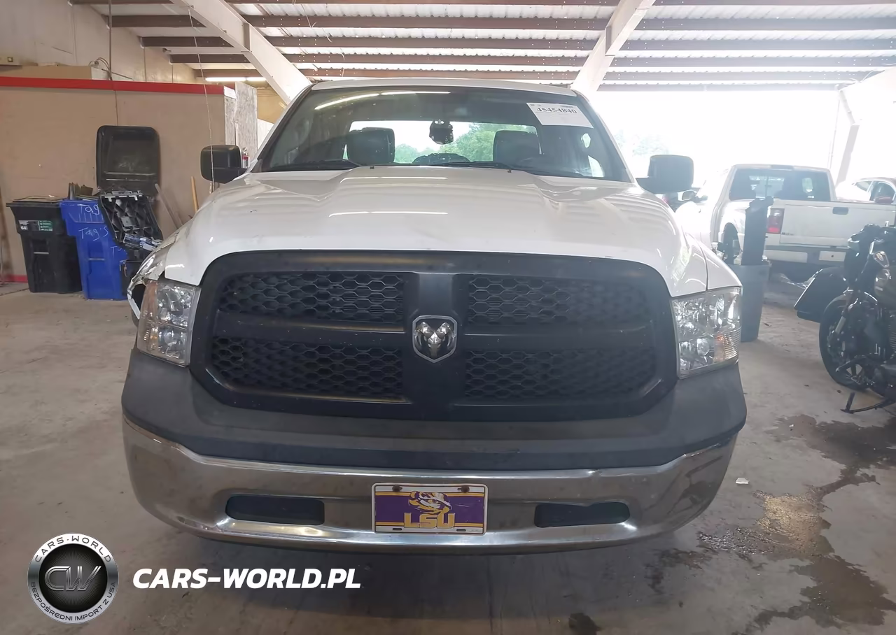 2019 Ram 1500 Classic Tradesman 4X2 6'4 Box VIN:1C6RR6FG1KS642844 - 12