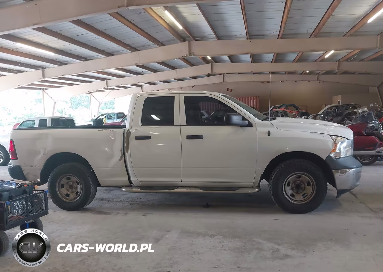 2019 Ram 1500 Classic Tradesman 4X2 6'4 Box VIN:1C6RR6FG1KS642844 - 13