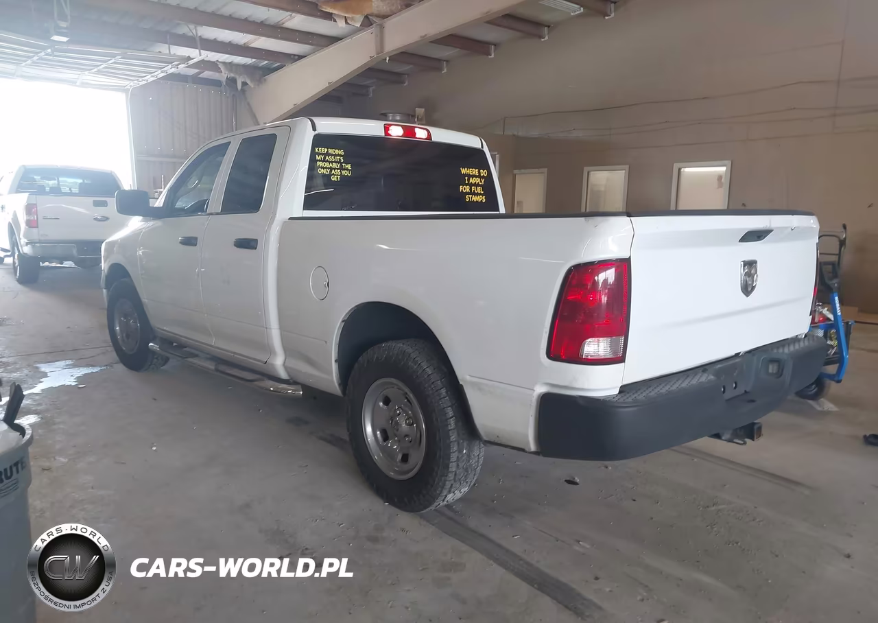 2019 Ram 1500 Classic Tradesman 4X2 6'4 Box VIN:1C6RR6FG1KS642844 - 3